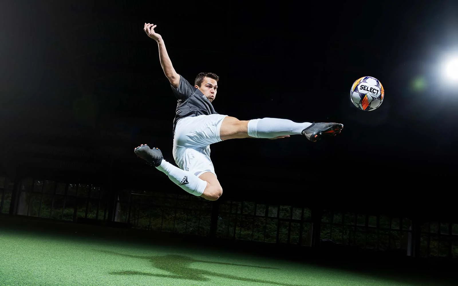 虑的防守策 虑的防守策